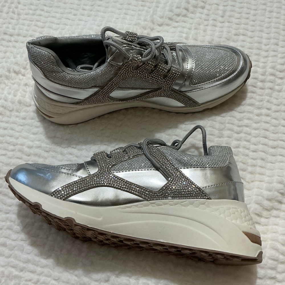 Steve Madden Metallic Silver Women's Sneakers - Picture 2 of 5